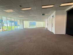 Newton 200 (D11), Office #556182471